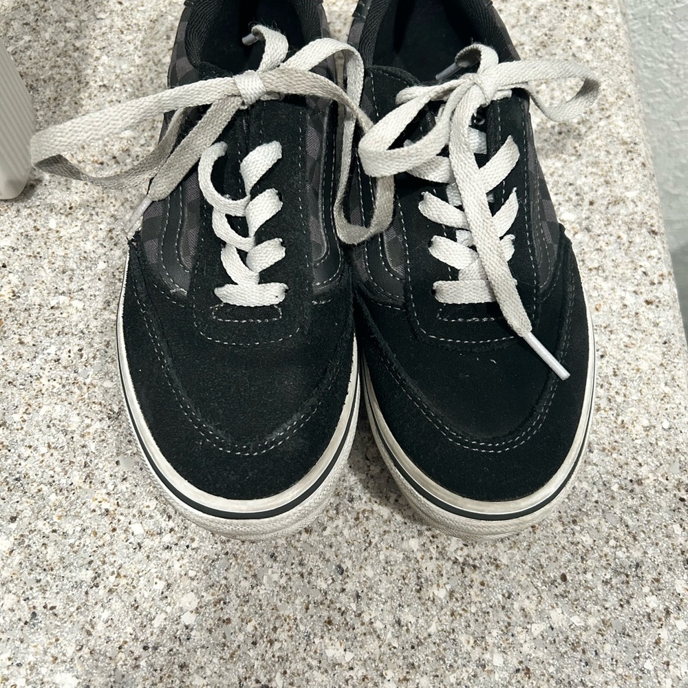 Vans Kids Shoes in Black and White